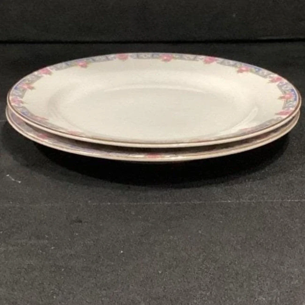 Carrollton H Salad Plates, Set of 2, Vintage Queen Anne Floral‎ Bone China